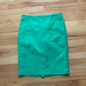 Barely worn JCrew pencil skirt just in time for spring